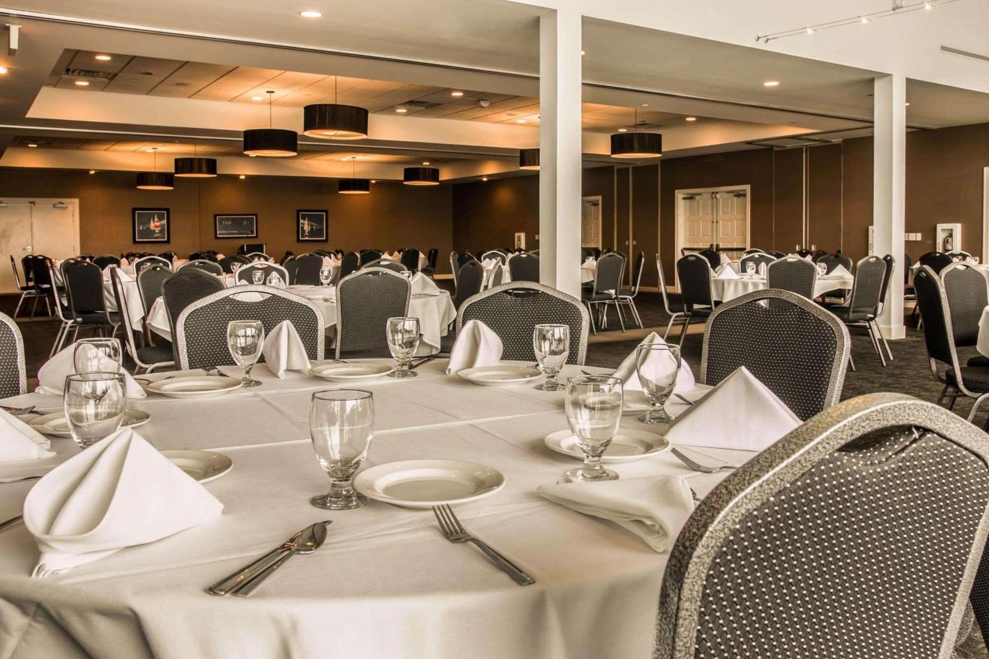 Shoreline Inn & Conference Center, Ascend Hotel Collection Muskegon Esterno foto